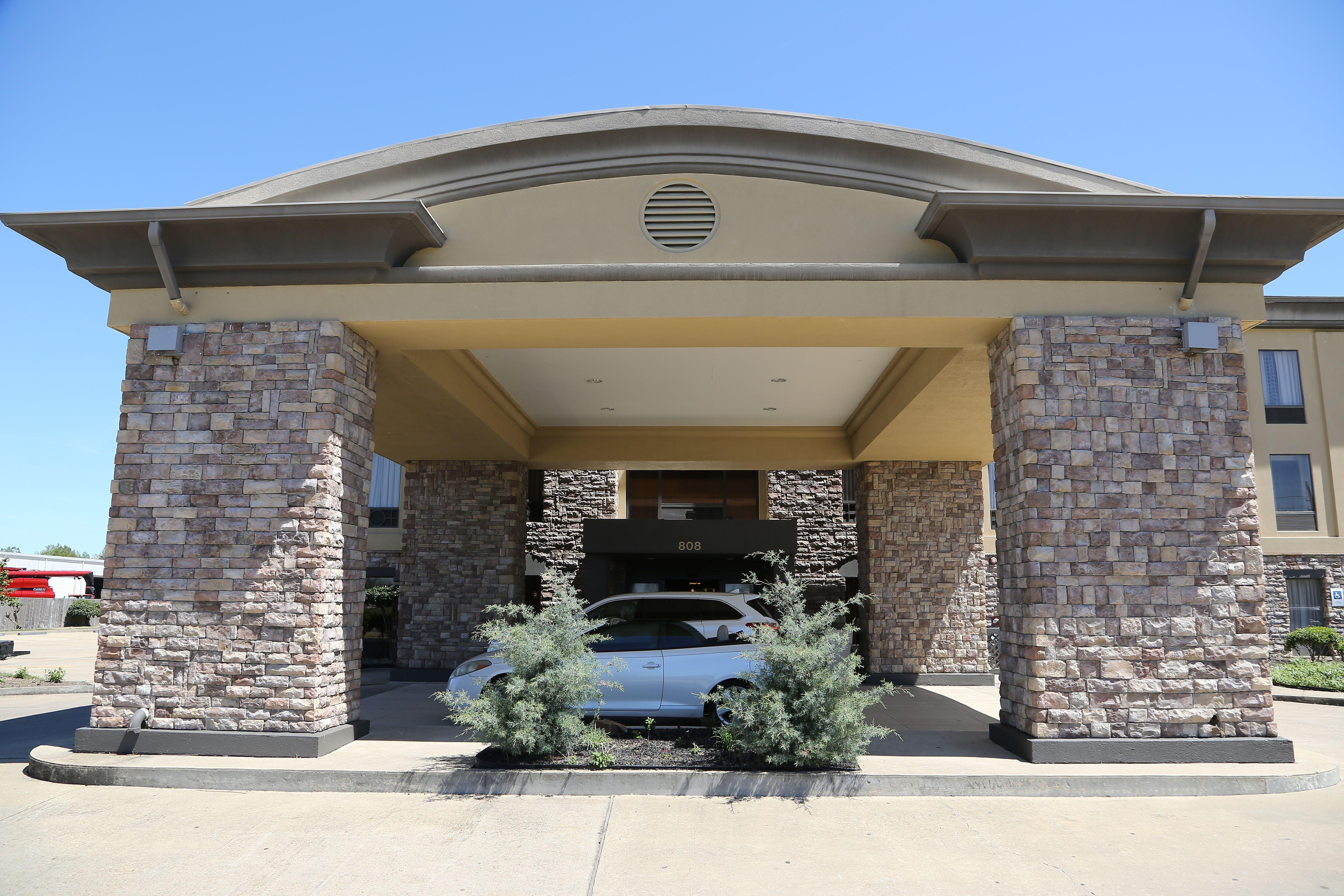 Holiday Inn Express Hotel & Suites Cleveland - Ms By Ihg Zewnętrze zdjęcie