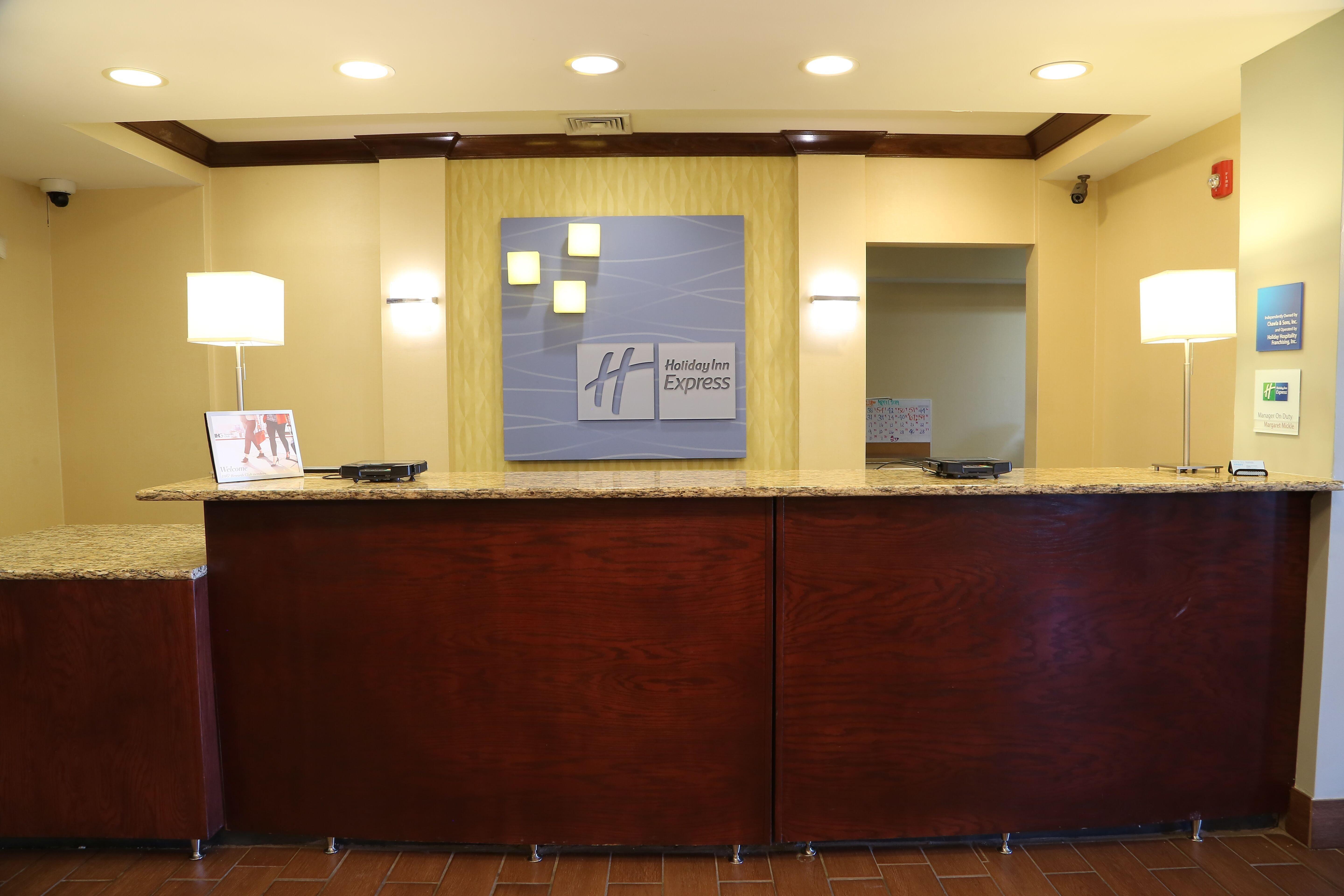 Holiday Inn Express Hotel & Suites Cleveland - Ms By Ihg Zewnętrze zdjęcie