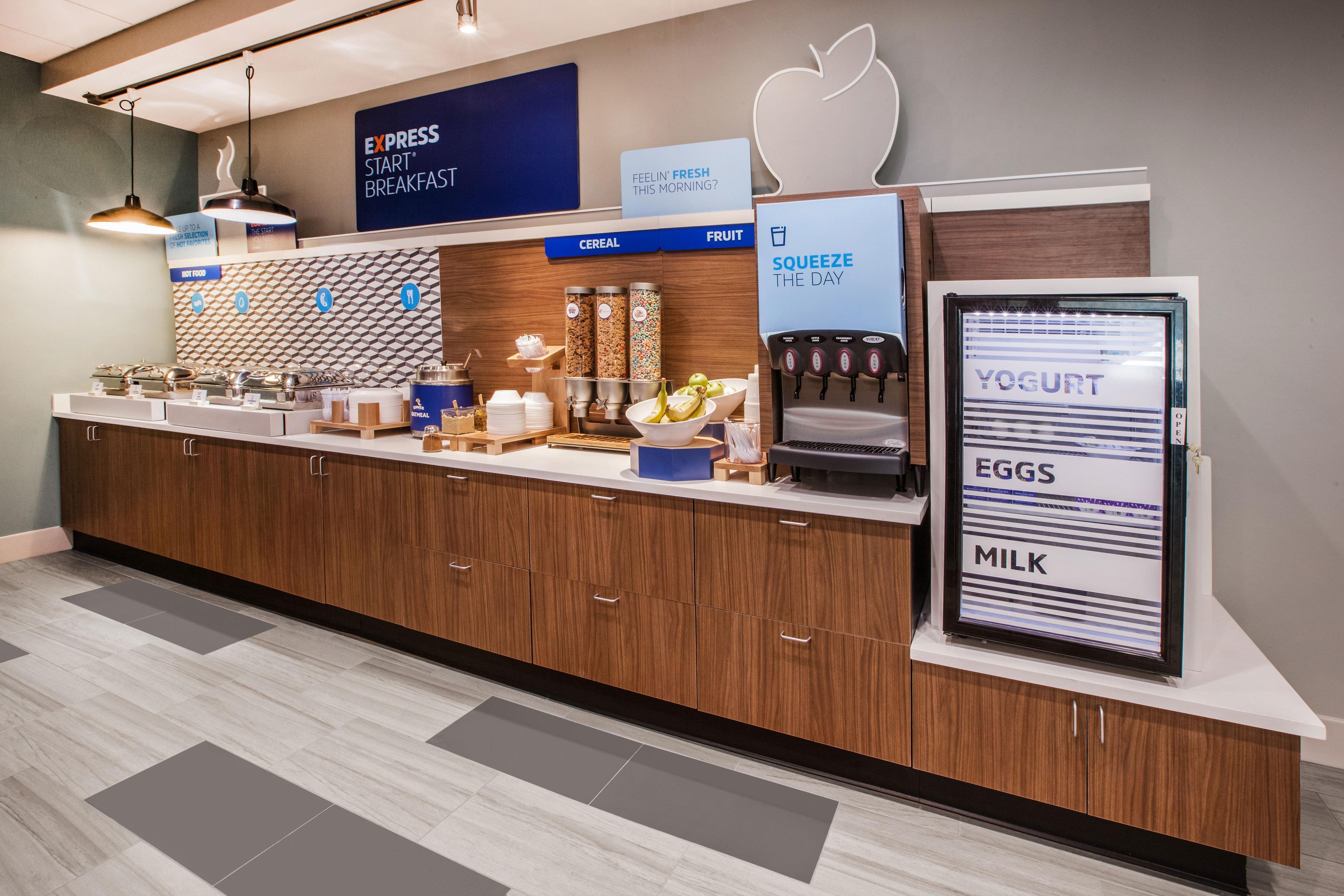 Holiday Inn Express Hotel & Suites Cleveland - Ms By Ihg Zewnętrze zdjęcie